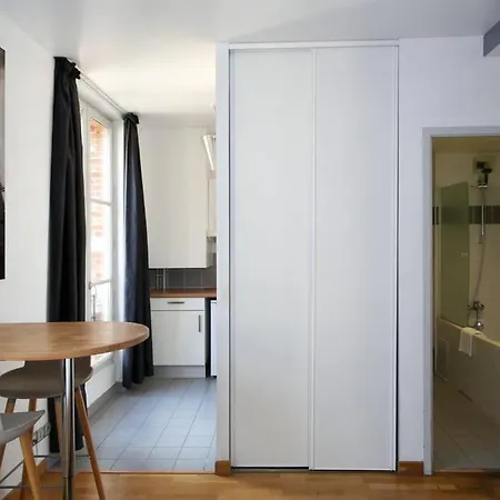 Holiday home 404 - Petit Bijou Dans Immeuble Hotelier 5 - Flat-guest