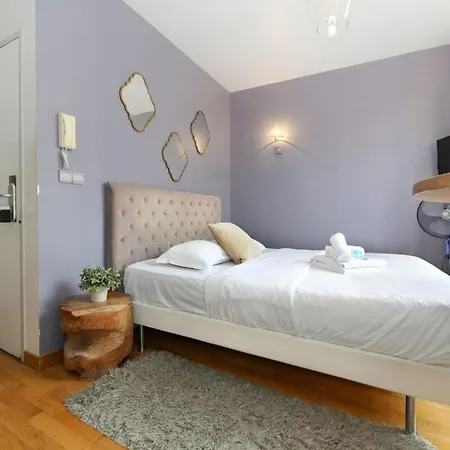 404 - Petit Bijou Dans Immeuble Hotelier 5 - Flat-guest דירה *