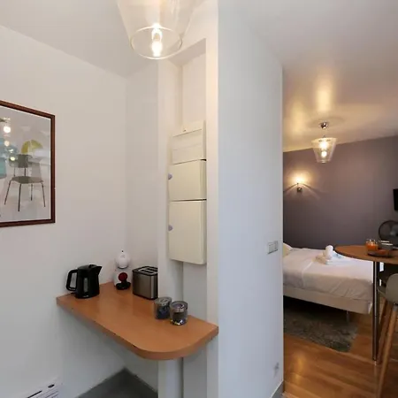 404 - Petit Bijou Dans Immeuble Hotelier 5 - Flat-guest Апартаменты