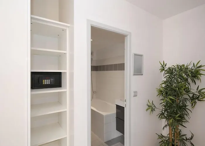 404 - Petit Bijou Dans Immeuble Hotelier 5 - Flat-guest Apartamento